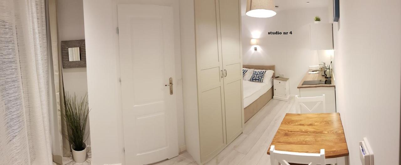 Studio Apartment Number 4